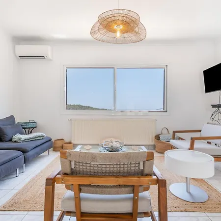 Villa Charming With Amazing Seaview